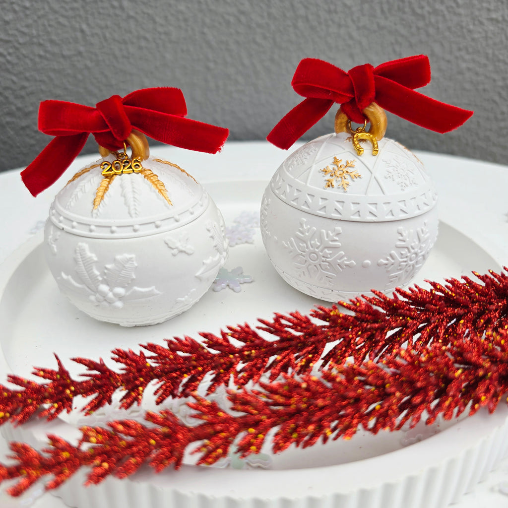 Χριστουγεννιάτικη μπάλα γούρι