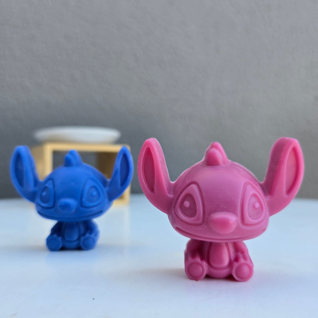 Wax melt Stitch