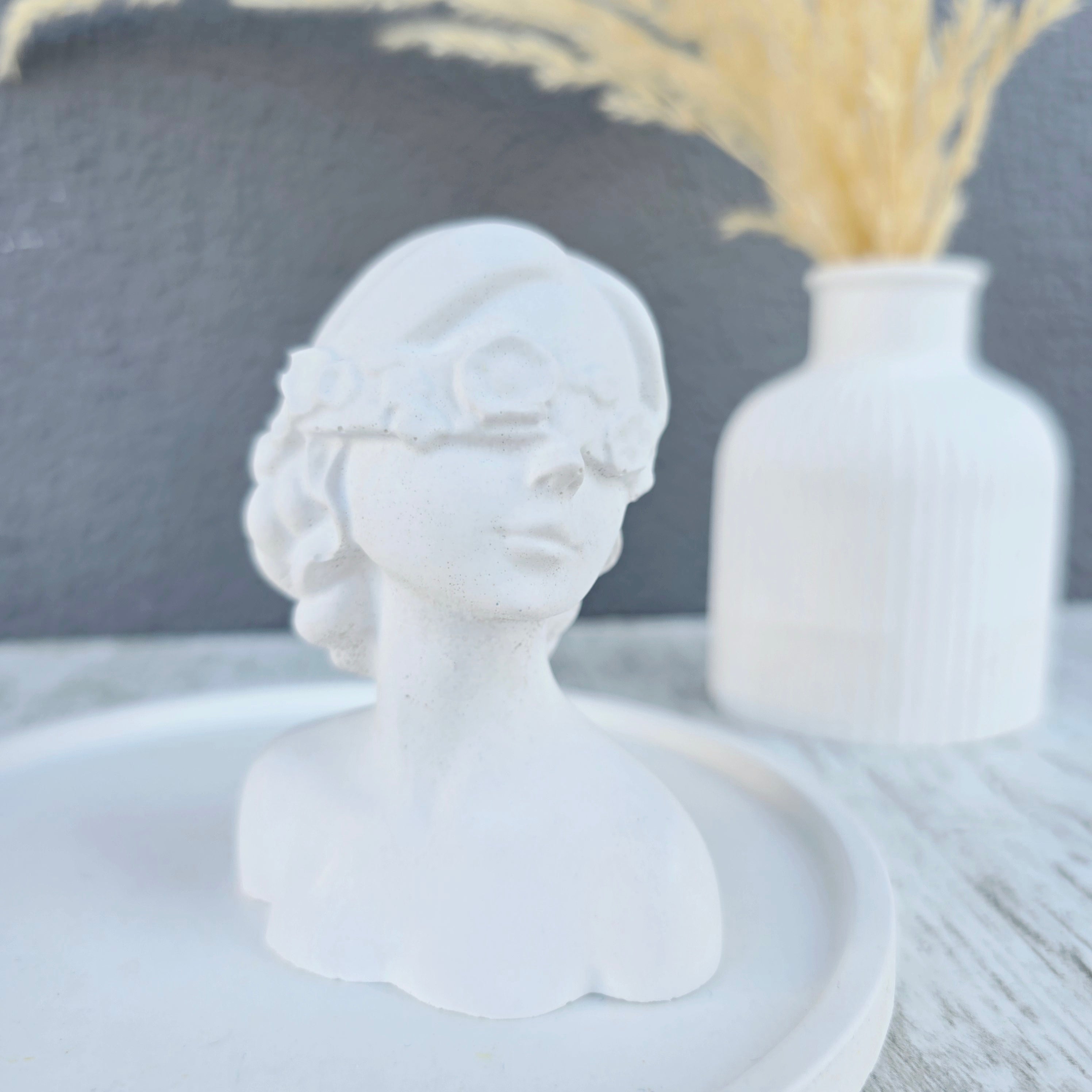 Γυνακεία φιγούρα