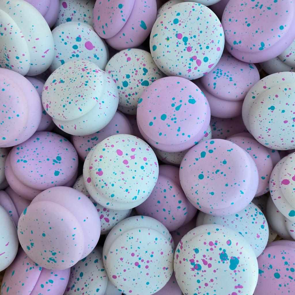 Μπομπονιέρα macaron πιτσιλωτό